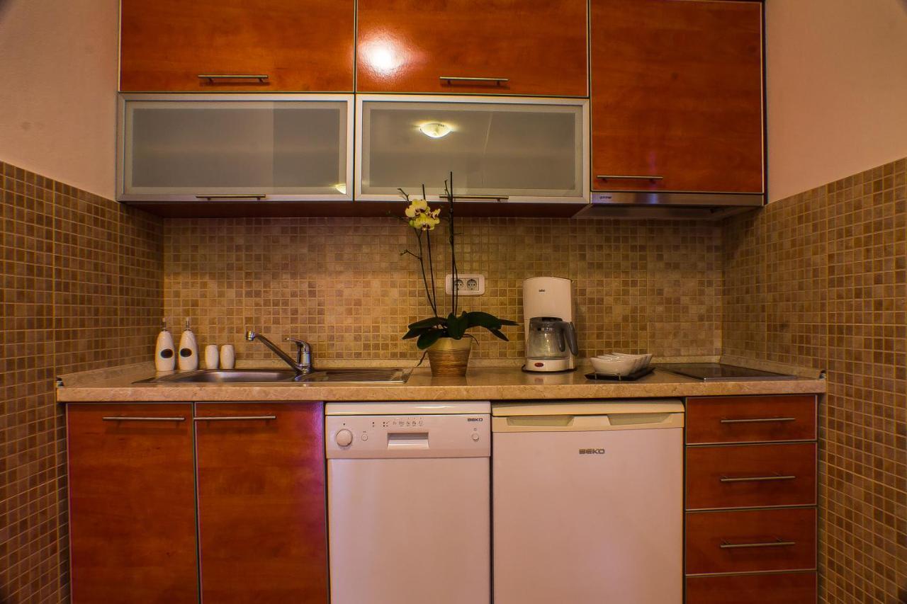 Dmm Apartments ティヴァト エクステリア 写真