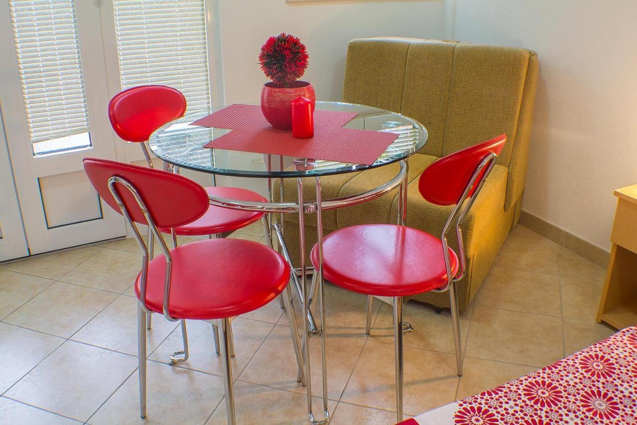 Dmm Apartments ティヴァト エクステリア 写真