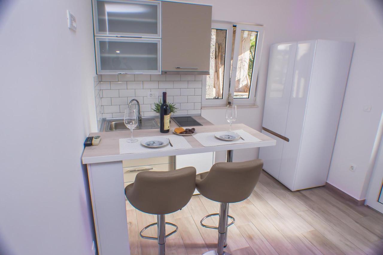 Dmm Apartments ティヴァト エクステリア 写真
