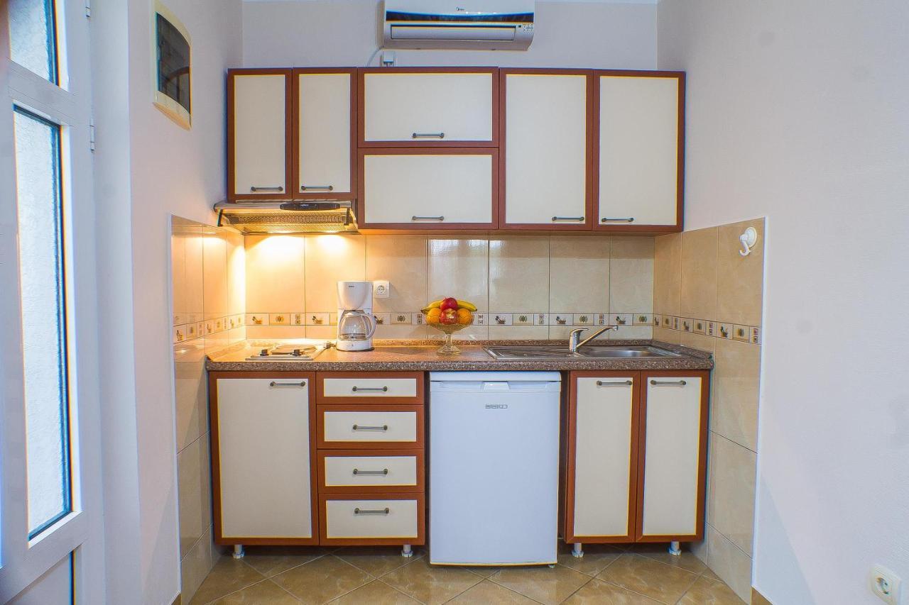 Dmm Apartments ティヴァト エクステリア 写真
