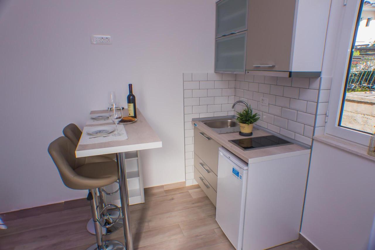 Dmm Apartments ティヴァト エクステリア 写真